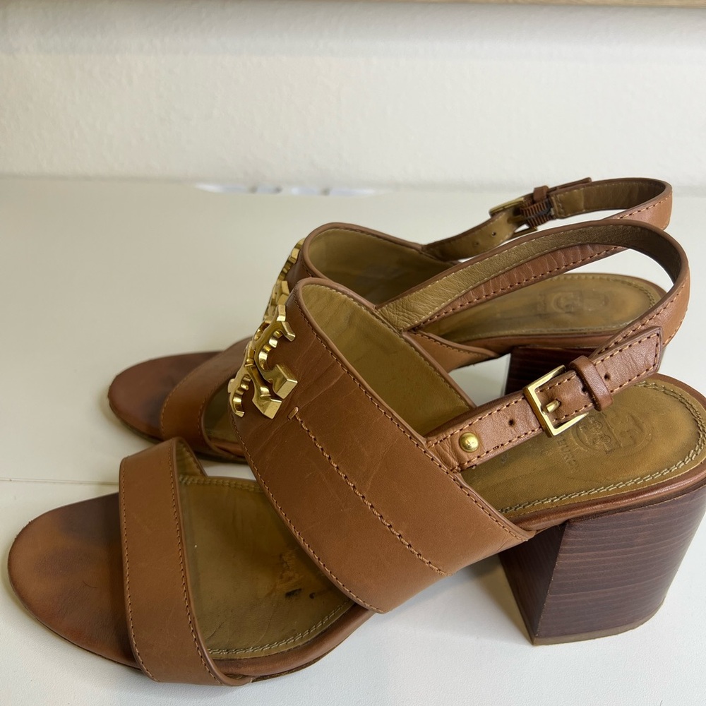 Tory Burch Brown Leather Heels with Gold Details - Picture 6 of 7